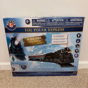 Lionel the Polar Express LionChief Bluetooth Train Set new In box
